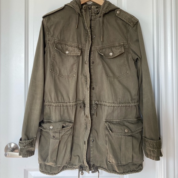 Aritzia Cargo Jacket - Picture 2 of 6